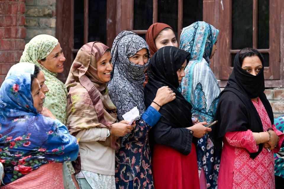 Voters queue up to cast their ballots at a polling station during the fourth phase of voting in India’s general election, in Srinagar (AFP via Getty Images)