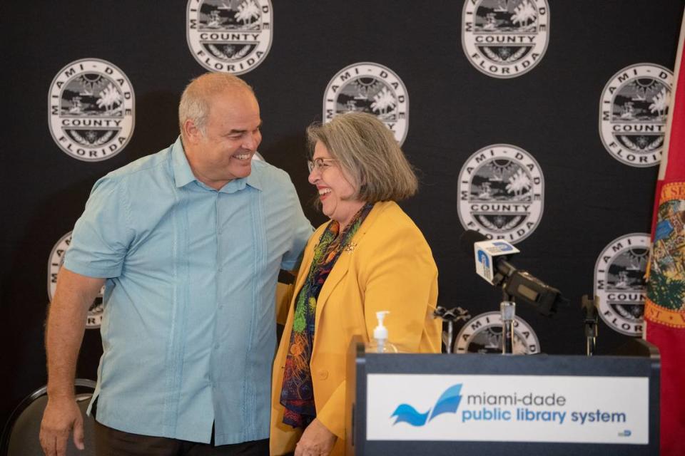 Artist Xavier Cortada and Miami-Dade County Mayor Daniella Levine Cava at the Miami-Dade Public Library. Cortada was named Miami-Dade’s first artist-in-residence.