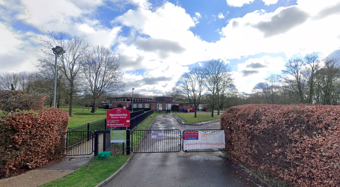 The teacher was sacked from Newberries Primary School in Radlett, Hertfordshire (Google)