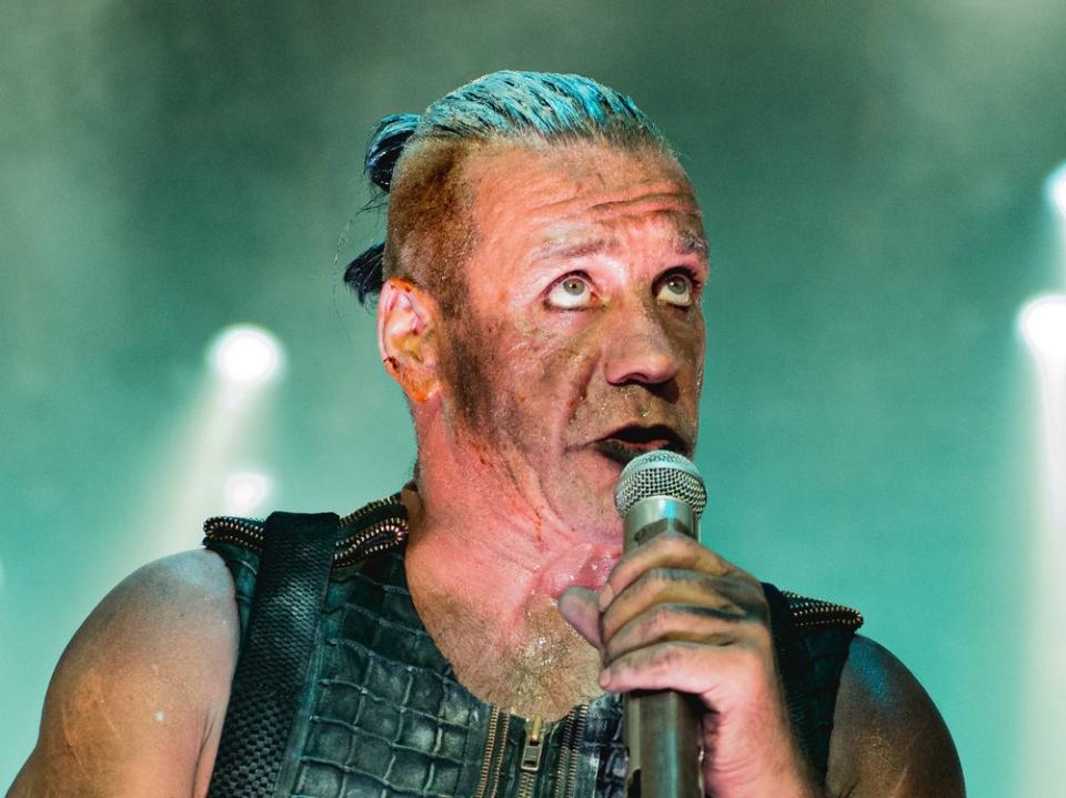 Gegen Till Lindemann sind Ermittlungen eingeleitet worden. (Bild: imago images/Gonzales Photo)