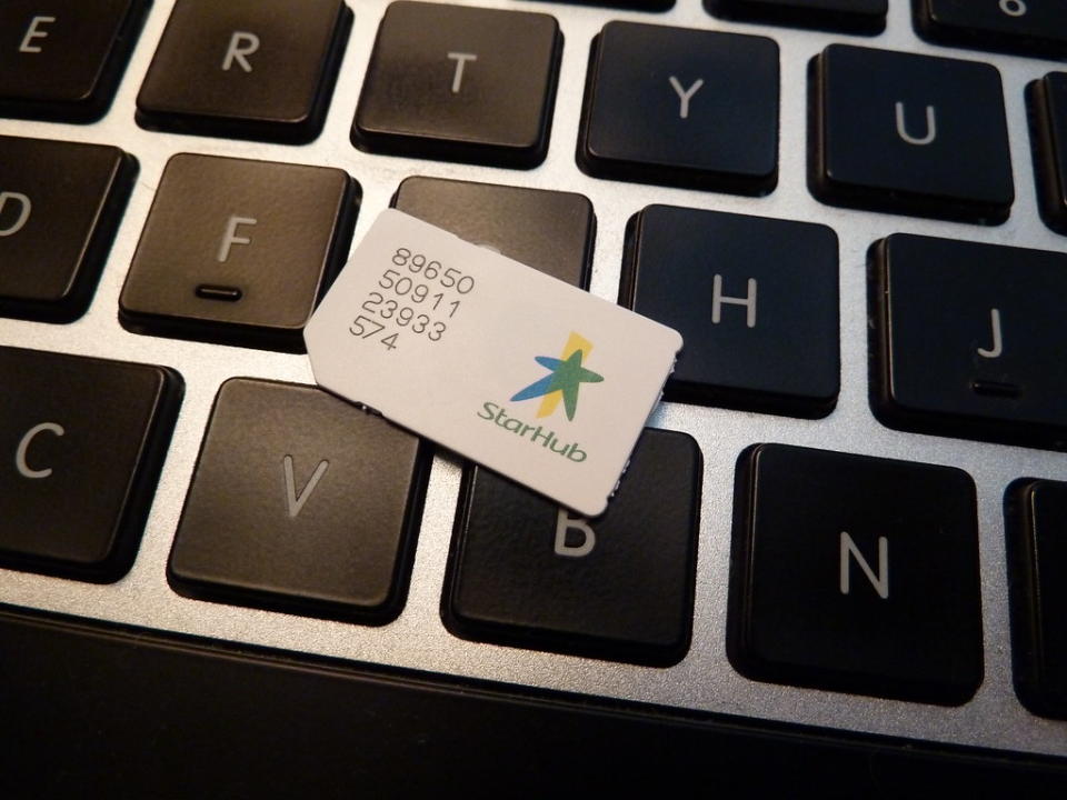 StarHub Name Card