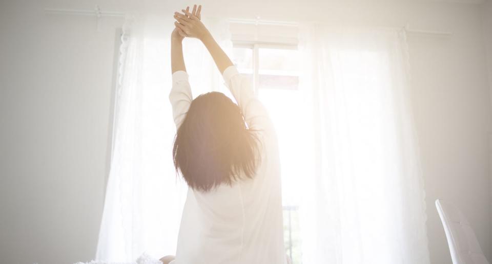 Sí que es una recomendación general que se mantengan hábitos de vida saludables: comer bien, hacer ejercicio, dormir suficiente y disfrutar de la luz del día. (créditos: Getty images)