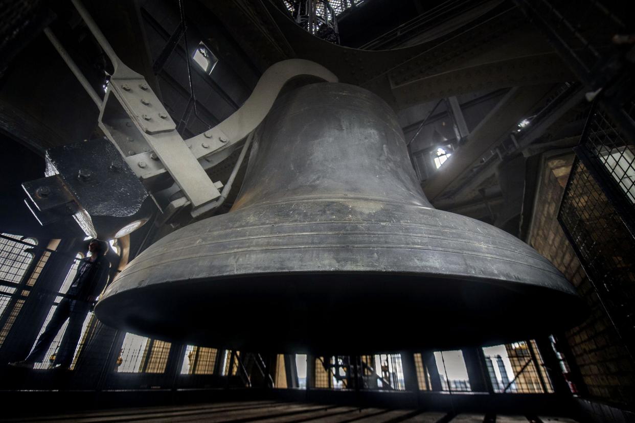 Big Ben's bell: AFP via Getty Images