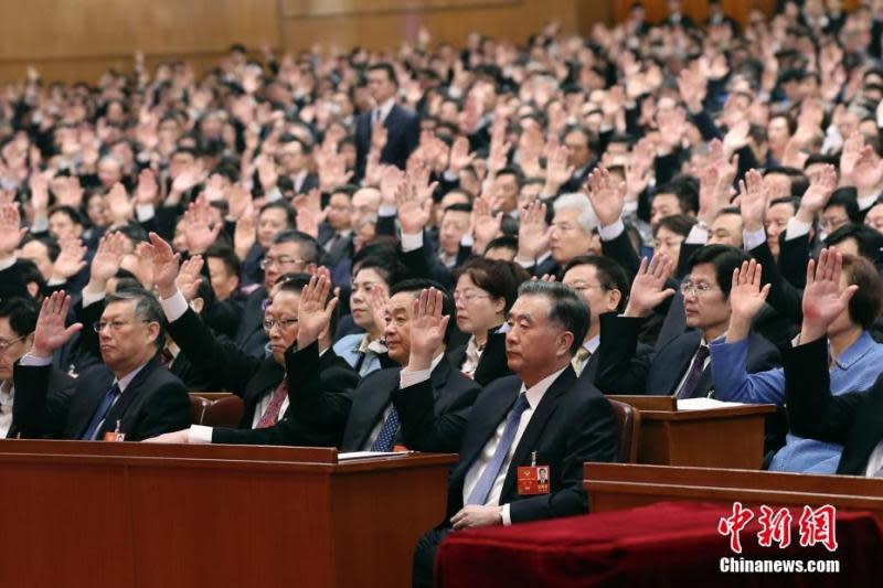 ▲中國大陸第十三屆全國人民代表大會第一次會議預備會。（圖／翻攝自《中新社》）