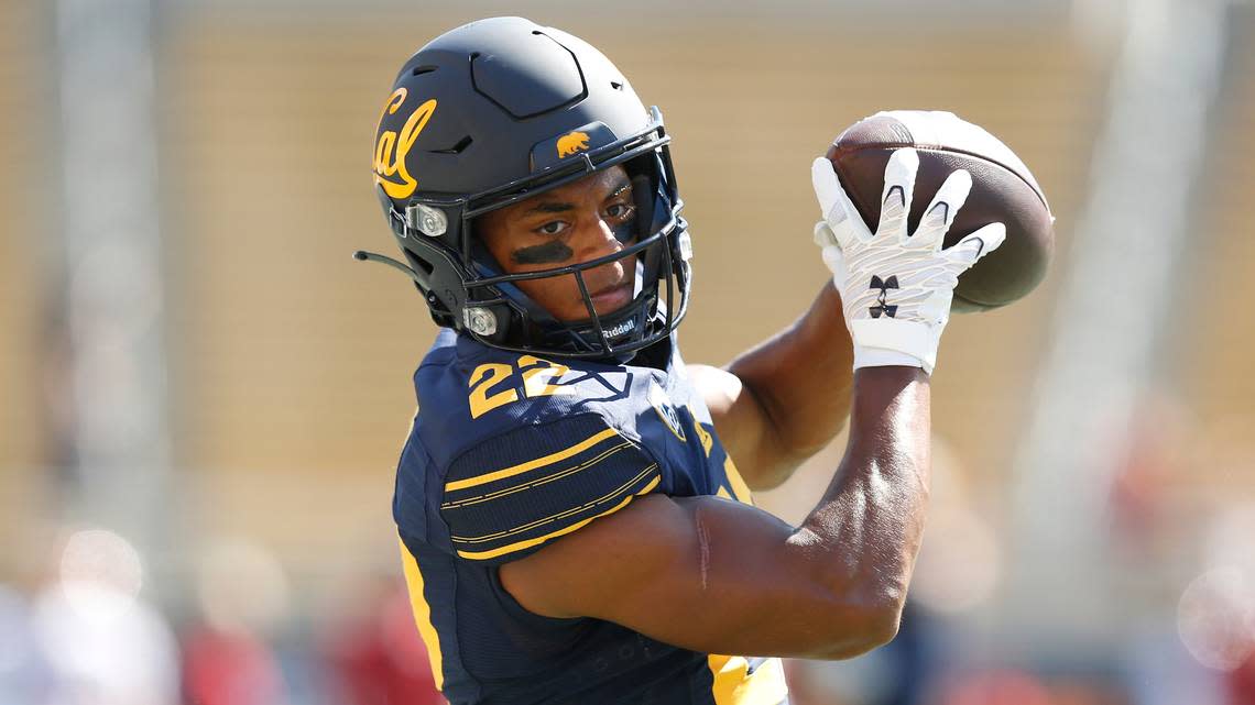 California Golden Bears wide receiver Justin Richard Baker (22) warms up before the game against the Washington State Cougars during an NCAA football game on Saturday, Oct. 2, 2021 in Berkeley, Calif. (AP Photo/Lachlan Cunningham)