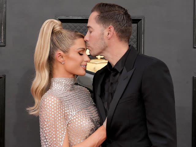 Jeff Kravitz/FilmMagic Paris Hilton and Carter Reum attend the 64th Annual GRAMMY Awards at MGM Grand Garden Arena on April 03, 2022 in Las Vegas, Nevada