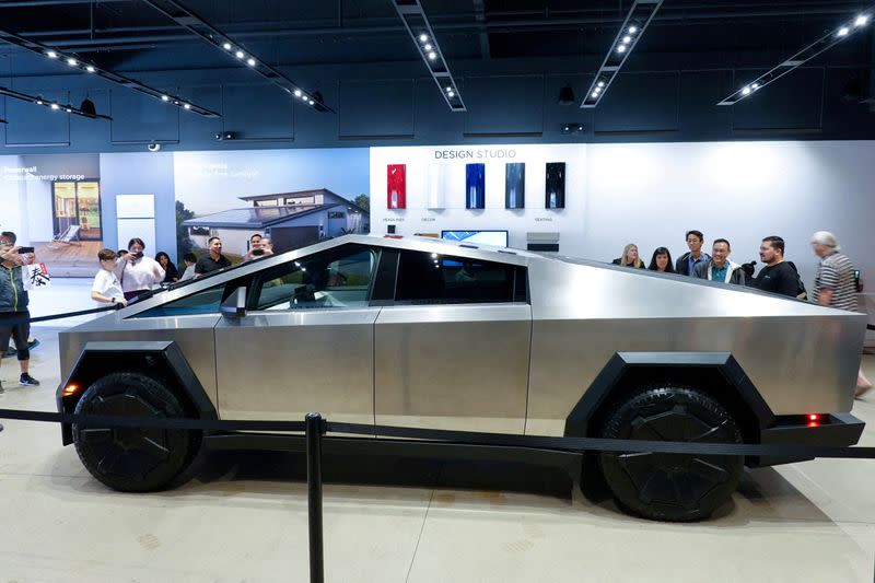 FILE PHOTO: Tesla store shows new Cybertruck in California