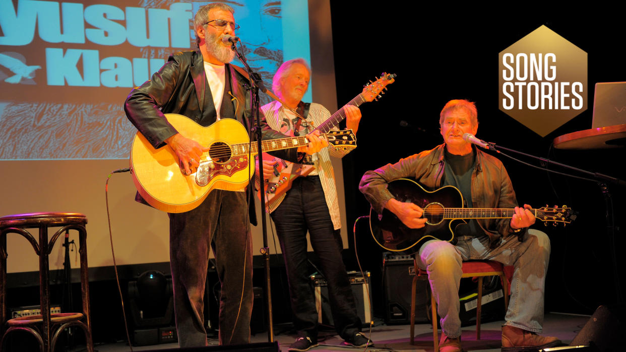  Yusuf Islam (Cat Stevens), Klaus Voormann and Alun Davies attend album launch at Das Schloss on June 15, 2009 in Munich, Germany.  