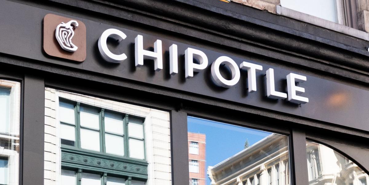 UPDATE This Is What Caused Chipotle's Worst Food Poisoning Outbreak Yet