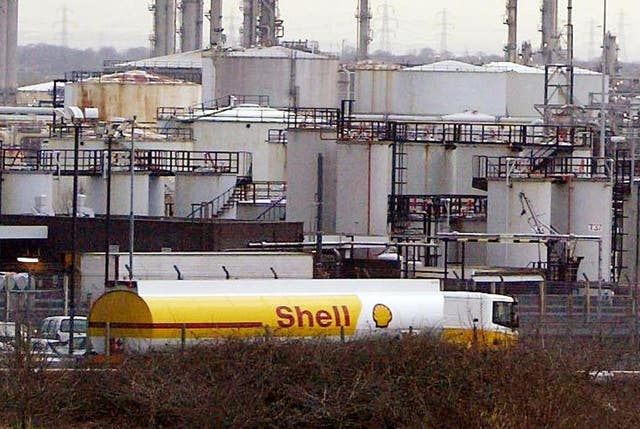 Shell refinery