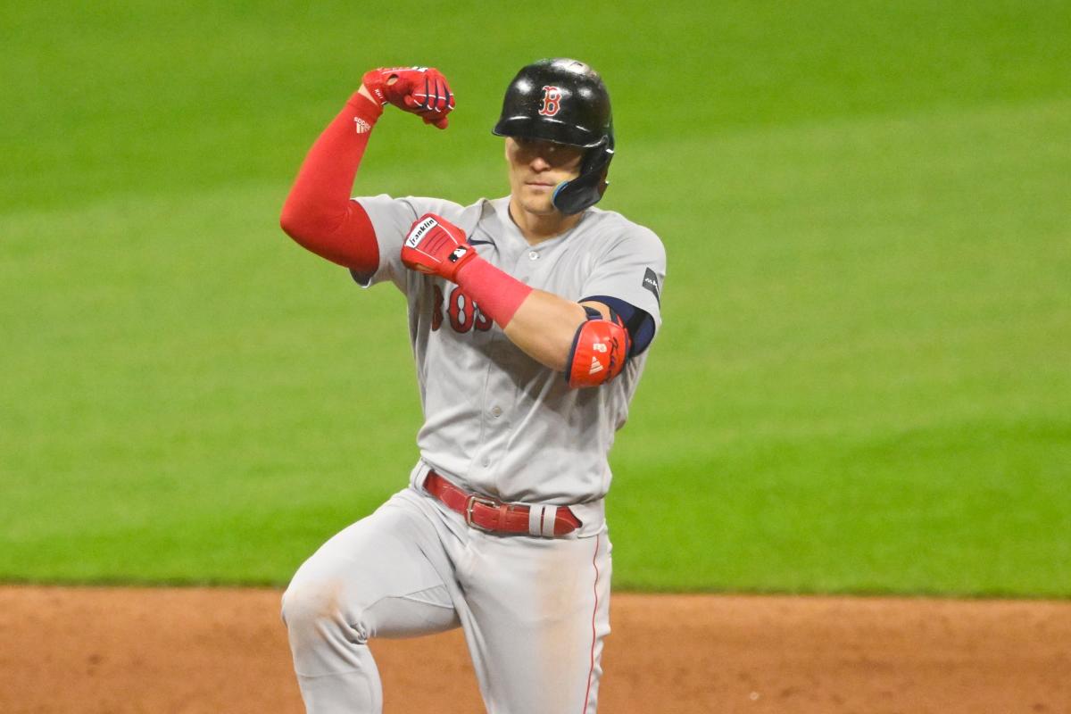 Kiké Hernández Bids Farewell After Red Sox-Dodgers Trade