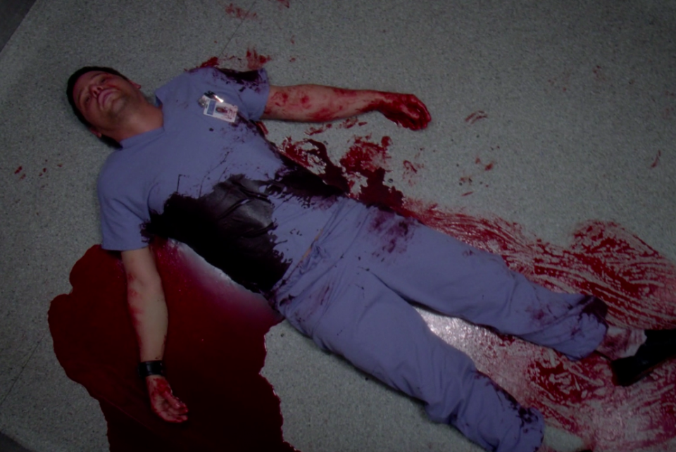 Alex from "Grey's Anatomy" lying on the floor in his blood after getting shot