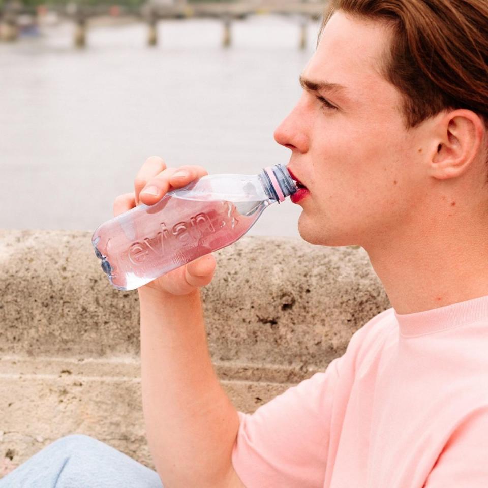 PHOTO / IG@evianwater