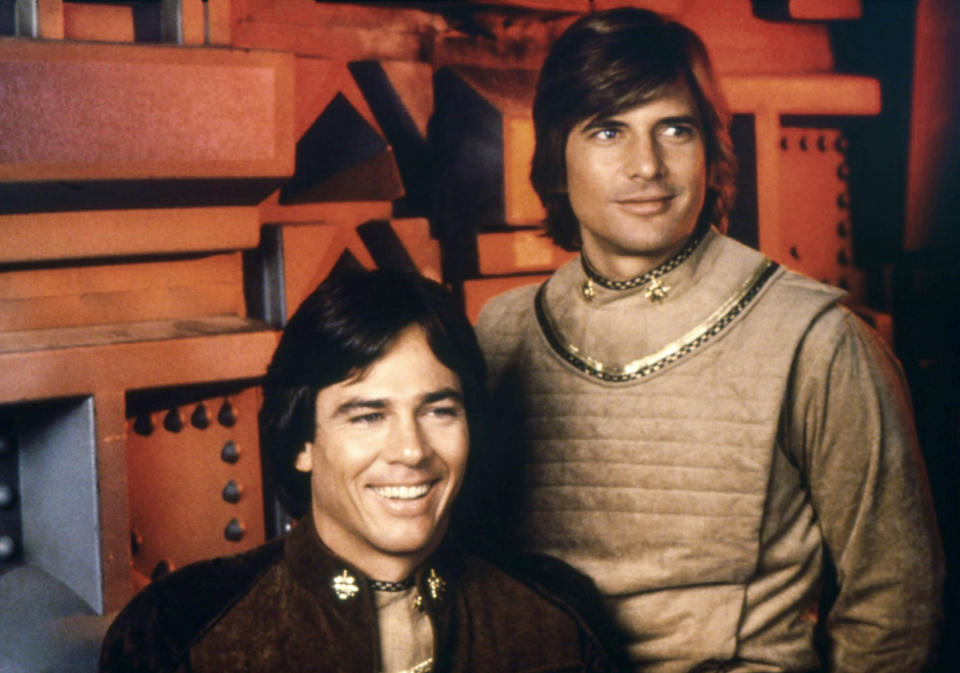 Richard Hatch and Dirk Benedict in <em>Battlestar Galactica.</em> (Photo: Courtesy Everett Collection)