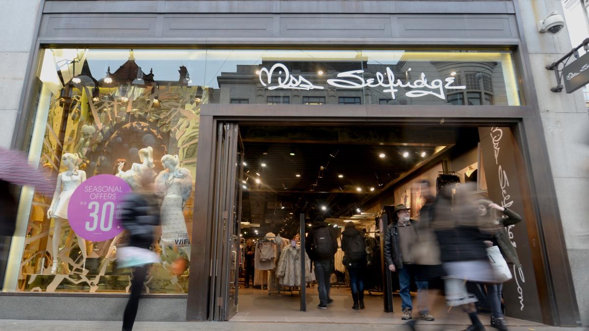 Philip Green to close Miss Selfridge's flagship London store in July, Philip Green