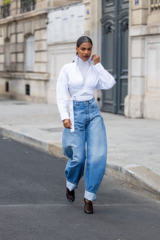 9 Unique Baggy Jeans Outfits To Try Now - UNIONBAY