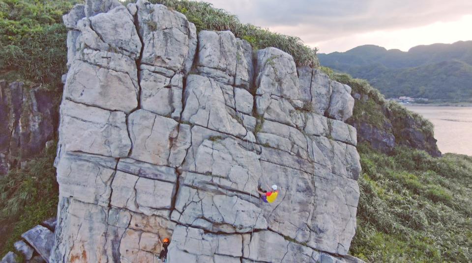 禾浩辰爬上24公尺高的陡峭岩壁（圖／三立）