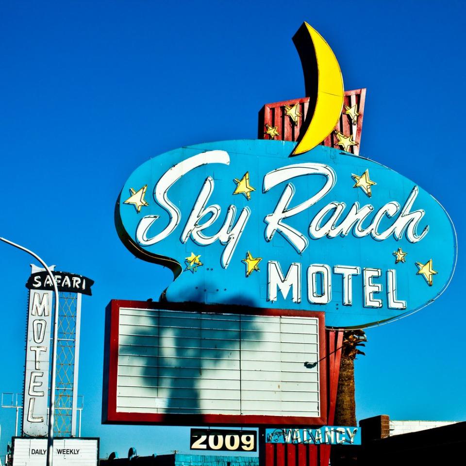 Sky Ranch Motel