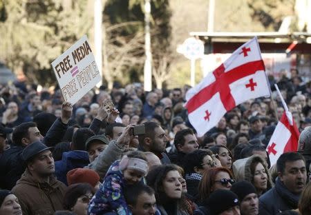 People attend a rally to support opposition TV channel Rustavi 2 in Tbilisi, Georgia February 19, 2017. REUTERS/David Mdzinarishvili