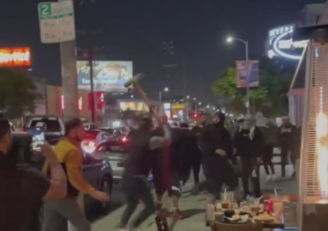Violence broke out outside a sushi restaurant in LA as Jewish diners were attacked (CBSLA)