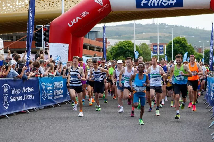 Runners start race