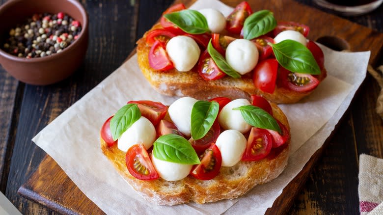 tomato mozzarella basil bruschetta