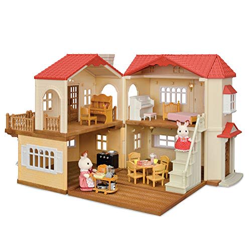 Calico Critters Red Roof Country Home (Amazon / Amazon)