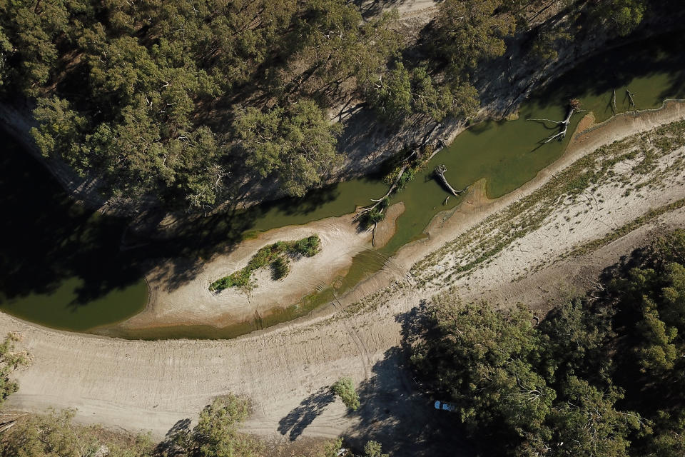 The Darling River and the Menindee Lakes are under pressure from low water flow as a result of the continuing drought affecting more than 98% of New South Wales. Source: AAP Image/Dean Lewins