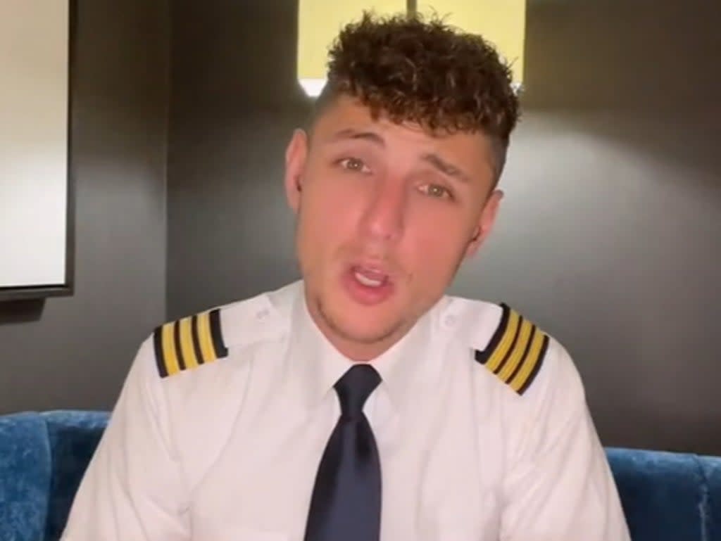 TikTok pilot Harrison Murray  (TikTok/Pilot_Geeza)