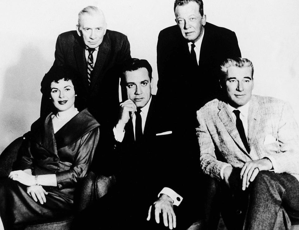 No Merchandising. Editorial Use Only. No Book Cover Usage. Mandatory Credit: Photo by CBS-TV/REX/Shutterstock (5883221c) Barbara Hale, Raymond Burr, William Talman Perry Mason - 1957-1966 CBS-TV USA