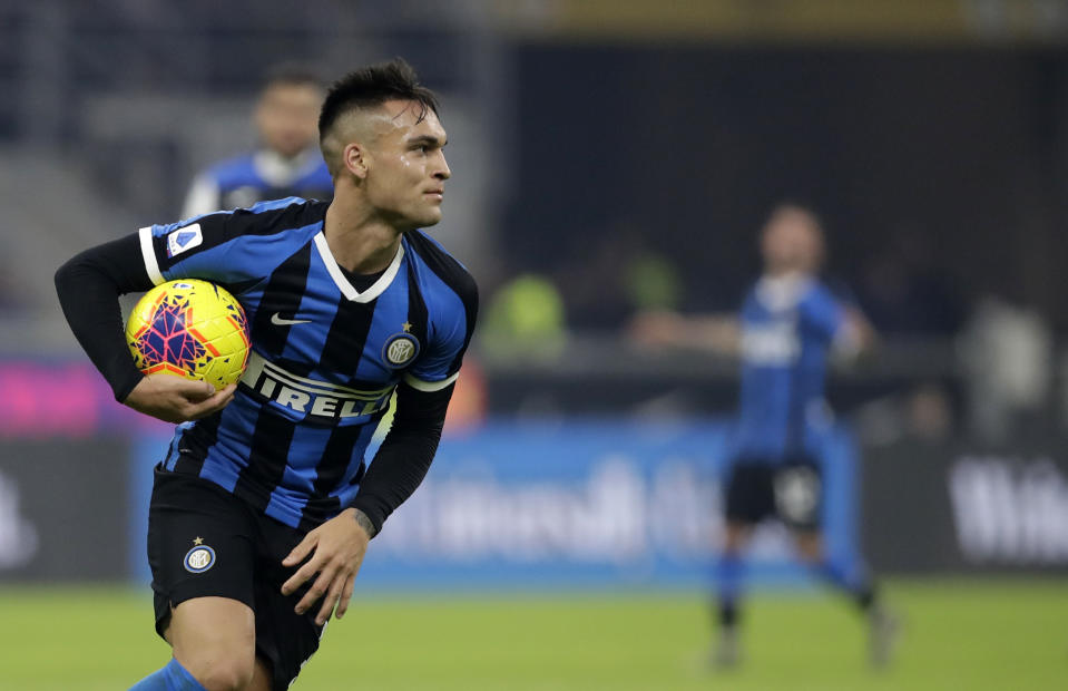 El delantero argentino Lautaro Martínez durante el partido contra Atalanta por la Serie A italiana, el sábado 11 de enero de 2020. (AP Foto/Luca Bruno)