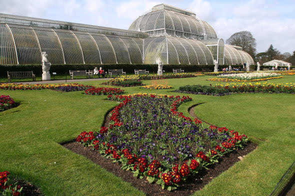 Embargoed to 0001 Wednesday March 5File photo dated 01/04/08 of the Palm House at the Royal Botanical Gardens Kew as Kew in west London had 29% more visitors last year, while London Zoo numbers rose 26.4% and Stonehenge was up 18.9%. PRESS ASSOCIATION Photo. Issue date: Wednesday March 5, 2014. Tourist hotspots such as Kew Gardens, London Zoo and Stonehenge all saw huge leaps in visitor numbers in 2013 compared to rainy 2012. Overall, the main visitor attractions in the UK welcomed 6% more people last year than in 2012, with outdoor attractions up 8%. See PA story TRAVEL Attractions. Photo credit should read: Katie Collins/PA Wire