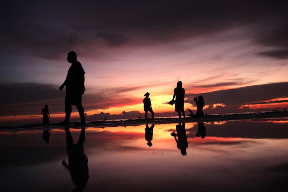 白沙灘（Photo by Tim Clayton/Corbis, Image Source : Getty Editorial）