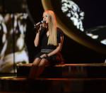 Janelle Arthur performs "The Dance" on the Wednesday, April 10 episode of "American Idol."