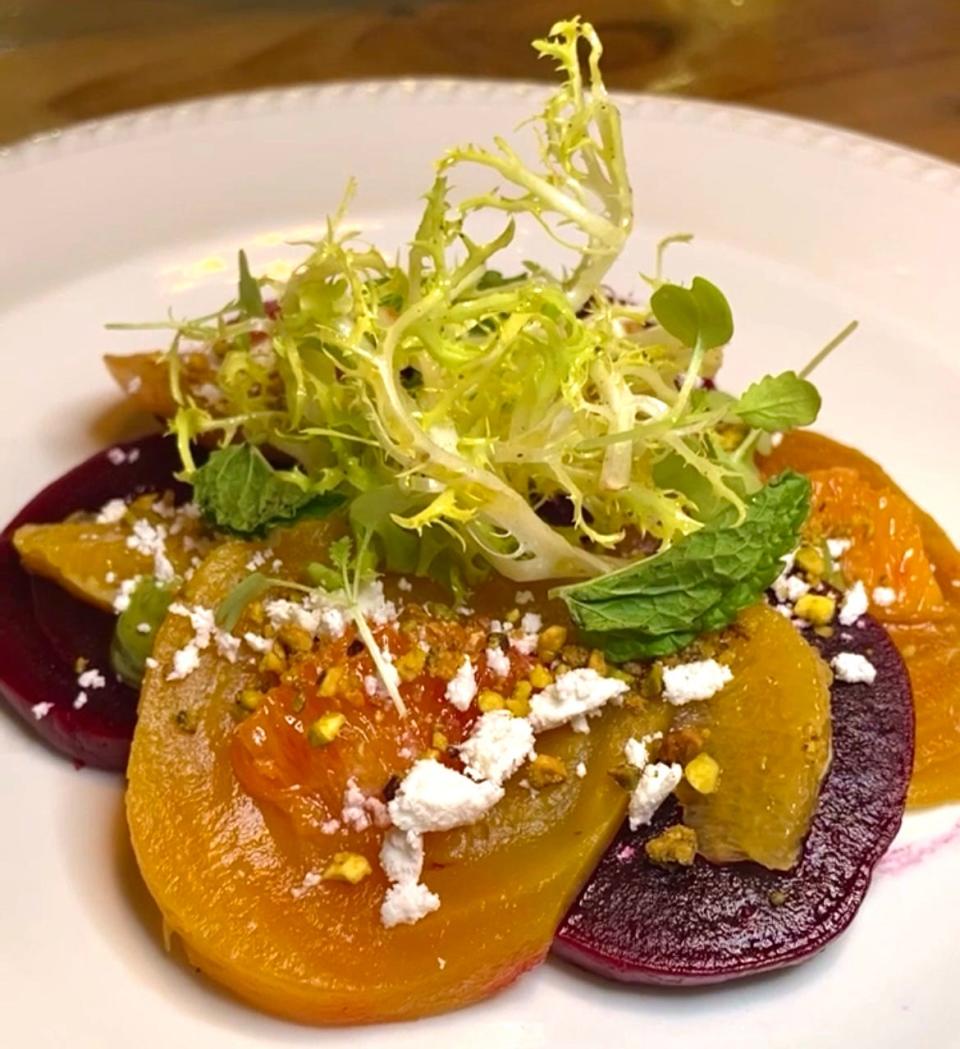 Roasted Beet Insalata at Viaggio.