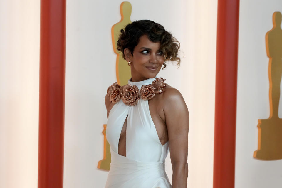 HOLLYWOOD, CALIFORNIA - MARCH 12: Halle Berry attends the 95th Annual Academy Awards on March 12, 2023 in Hollywood, California. (Photo by Jeff Kravitz/FilmMagic)