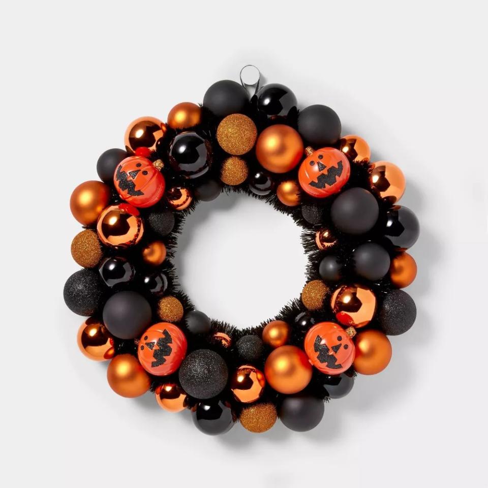 Hyde & EEK! Boutique halloween wreath