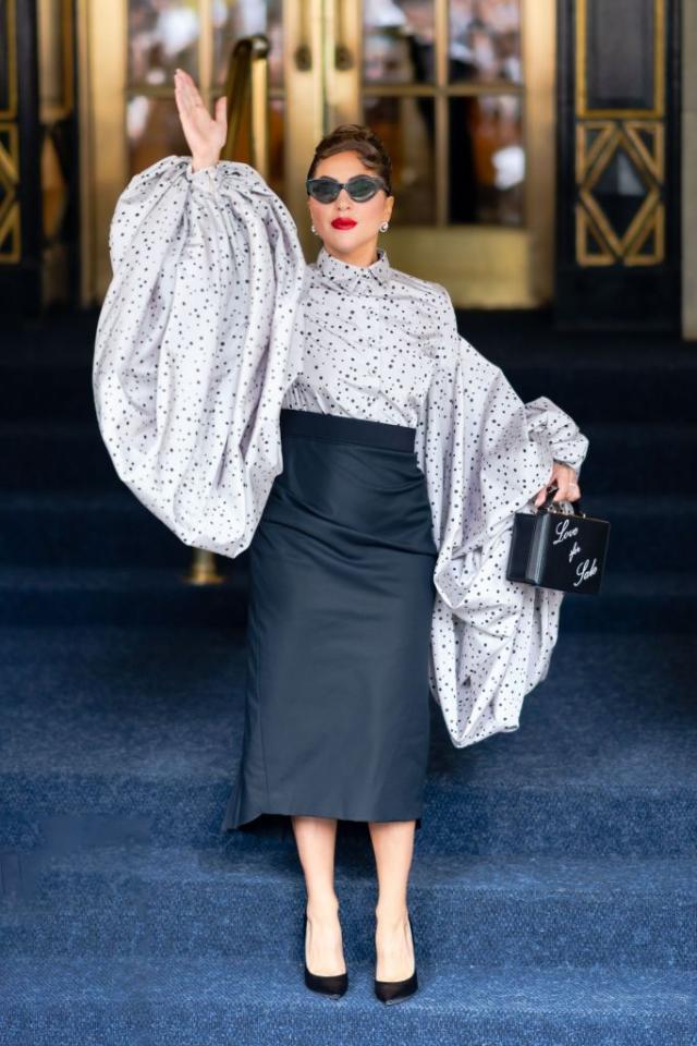 WHAT SHE WORE: Angelina Jolie in black polka dot sheer blouse with black  pants and black leather tote bag in Sydney on September 29 ~ I want her  style - What celebrities