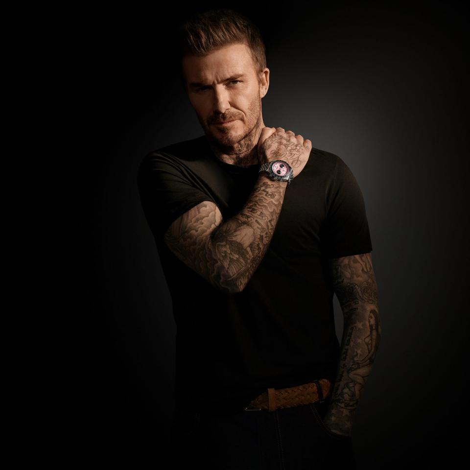 Inter Miami CF球隊的老闆David Beckham，這次也順勢戴上最新的Black Bay Chrono粉紅面。