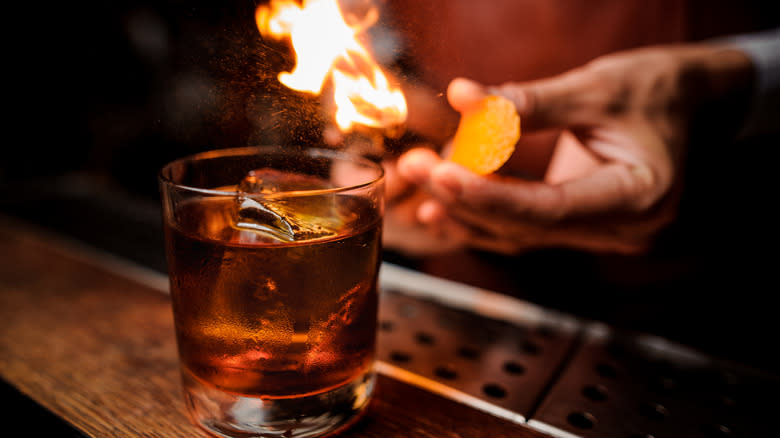 bartender fire cocktail