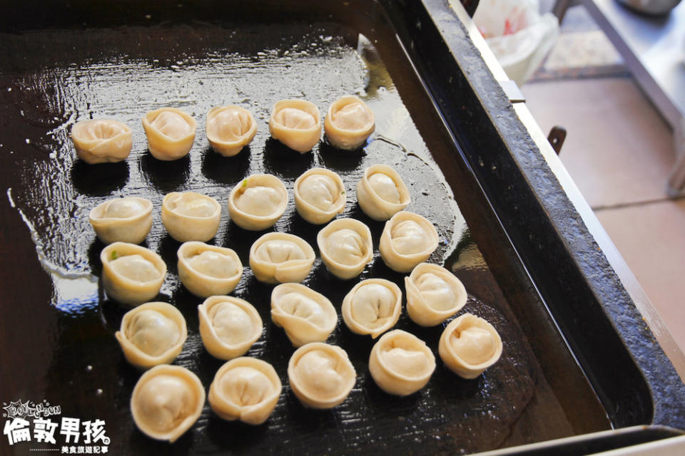 台南攤車美食｜餃幸福