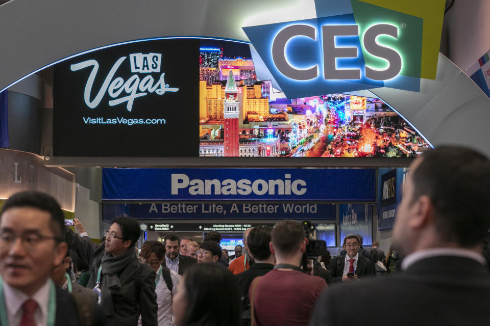 People attend opening day of the 2020 Consumer Electronics Show (CES) in Las Vegas, Nevada on January 7, 2020. (Photo by DAVID MCNEW / AFP) (Photo by DAVID MCNEW/AFP via Getty Images)