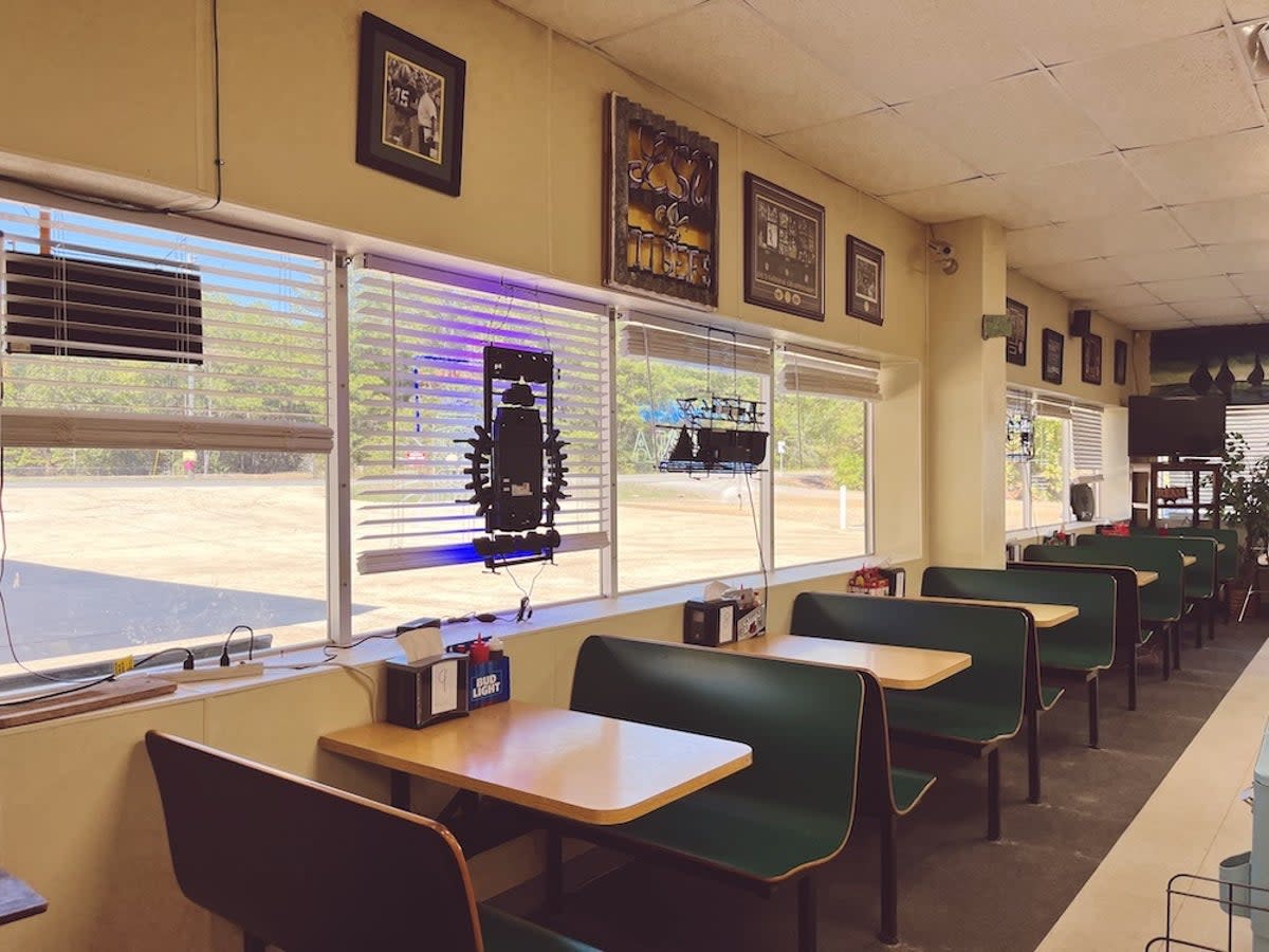 Journeying the Deep South: The Curtis Grocery and Deli in Toro, Sabine Parish  (Ellie Seymour)