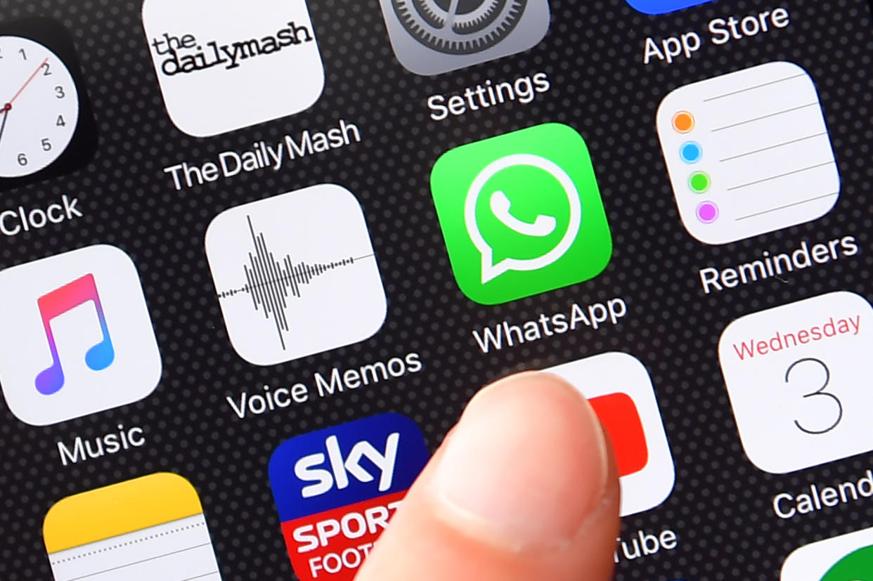 Die Chatfunktionen in WhatsApp werden regelmäßig erweitert. (Bild: Getty Images)