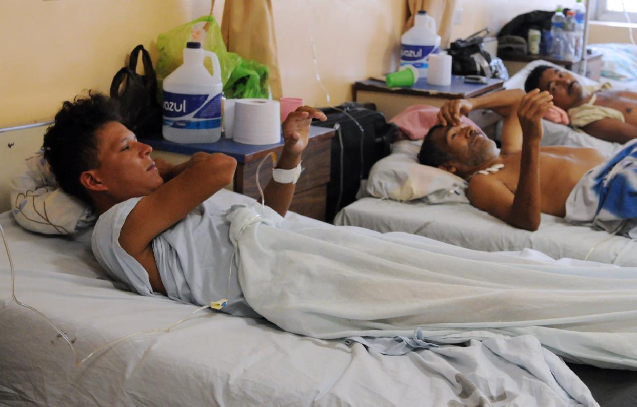 Des habitants de San José intoxiqués après avoir consommé de l'alcool de canne - 18 octobre 2020 - Orlando Sierra - AFP