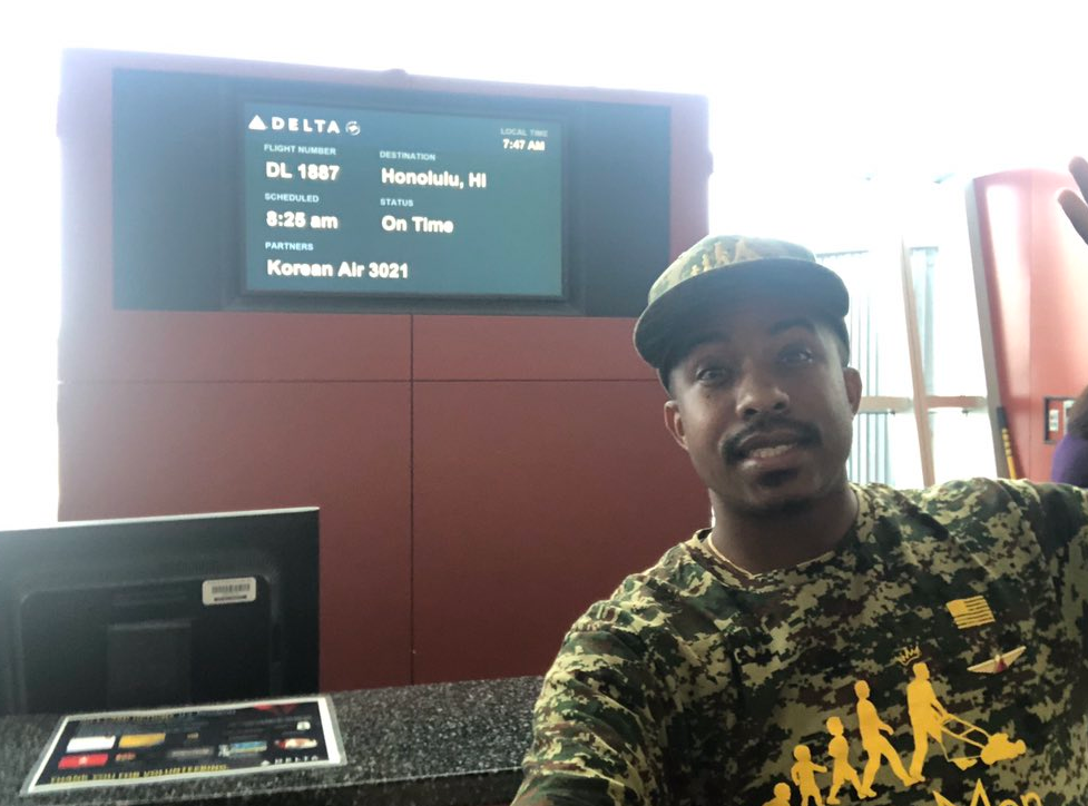 Rodney Smith Jr. en route to his final destination thanks to Delta. (Photo: Twitter)