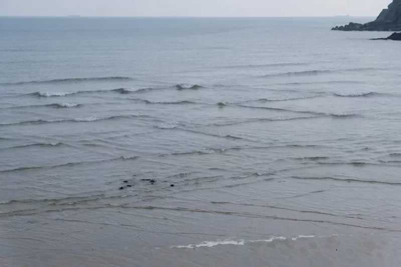 奇景「方塊海」在馬祖坤坵沙灘與蛇島間海域也會出現。（圖／連江縣交通旅遊局提供）