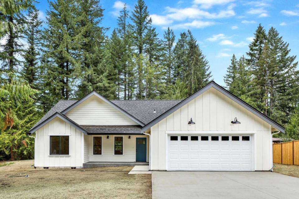 A home for sale at 401 Flair Valley CT in Maple Falls, Wash. by The Muljat Group. Radley Muller Photography/Courtesy to The Bellingham Herald