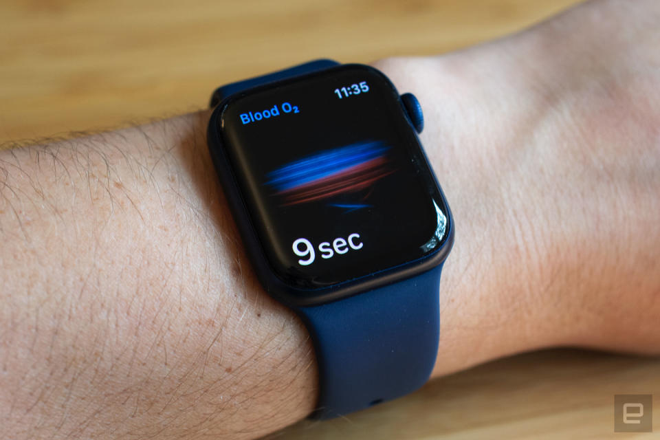 Axget reviews the Apple Watch Series 6.