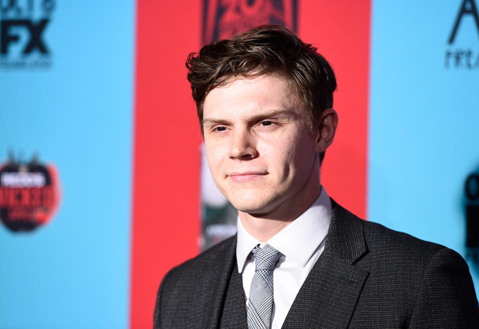 Everyone is *still* really mad about Evan Peters’ character on “American Horror Story”